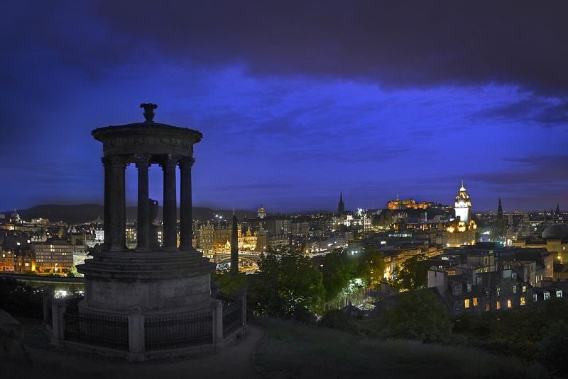 Edinburgh-Calton-Hill-Temple-1_.jpg