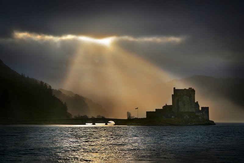 Eilean-Donan-Castle-_.jpg